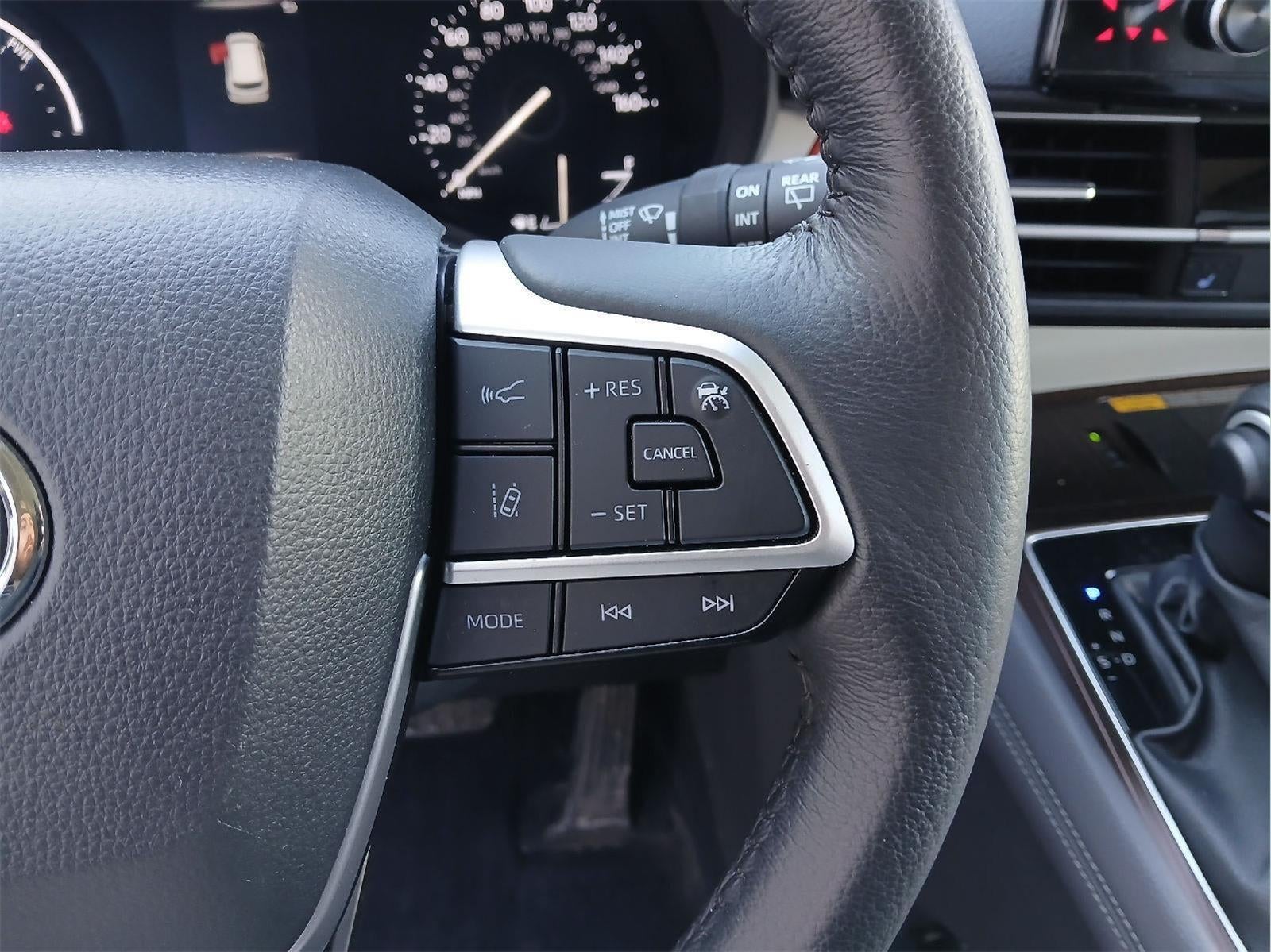 2024 Toyota Sienna XLE 7-Passenger