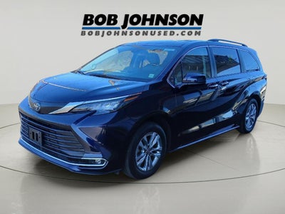 2024 Toyota Sienna XLE 7-Passenger