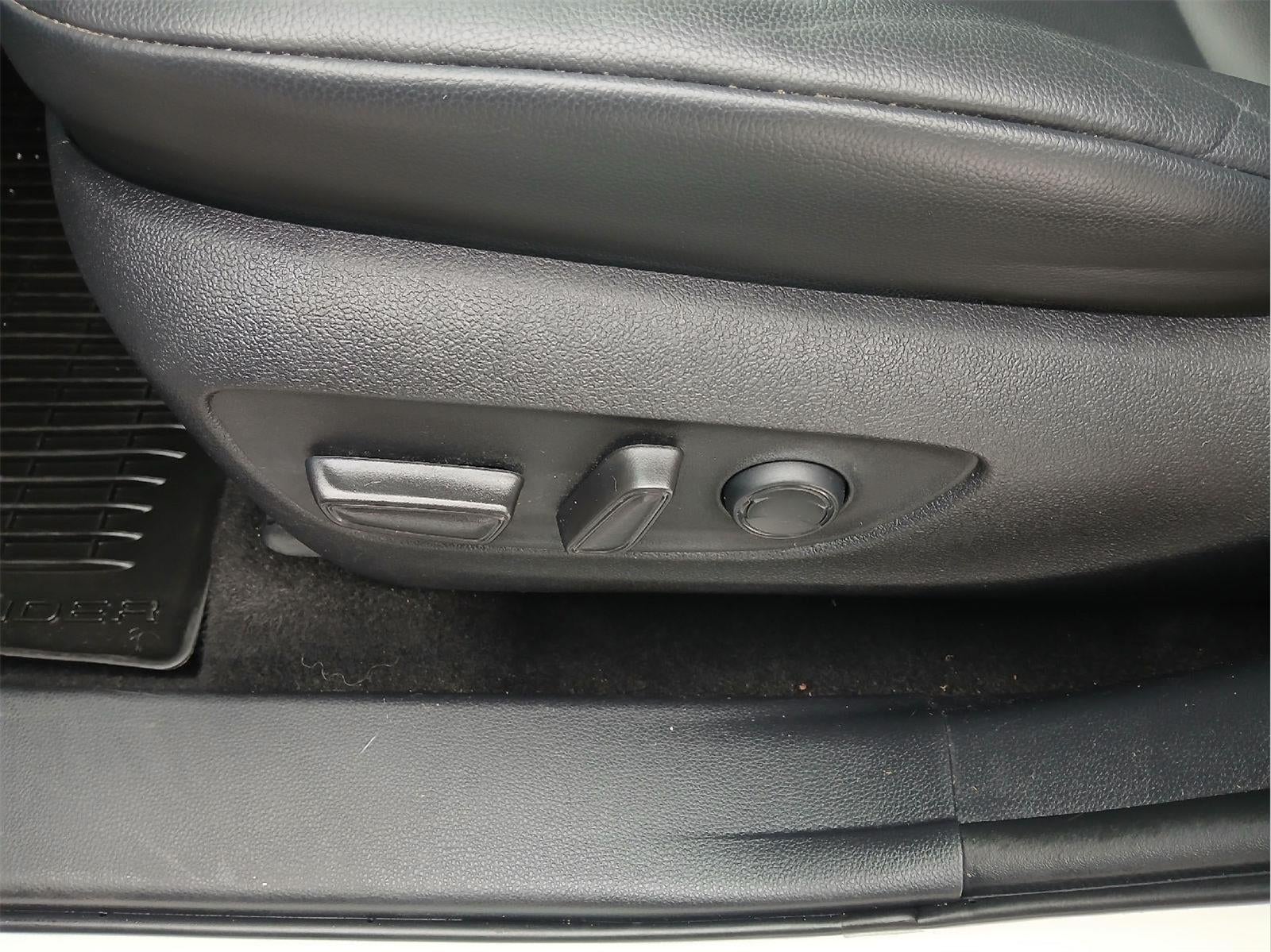 2023 Toyota HIGHLANDER XLE AWD