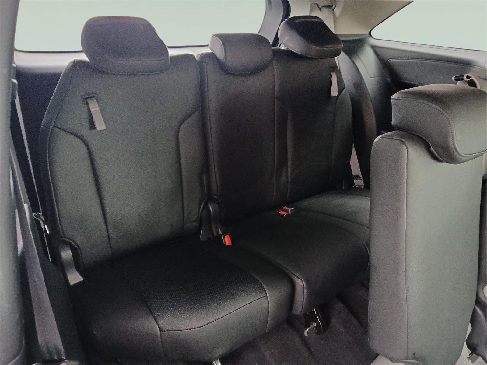 2025 Toyota Sienna LE 8-Passenger