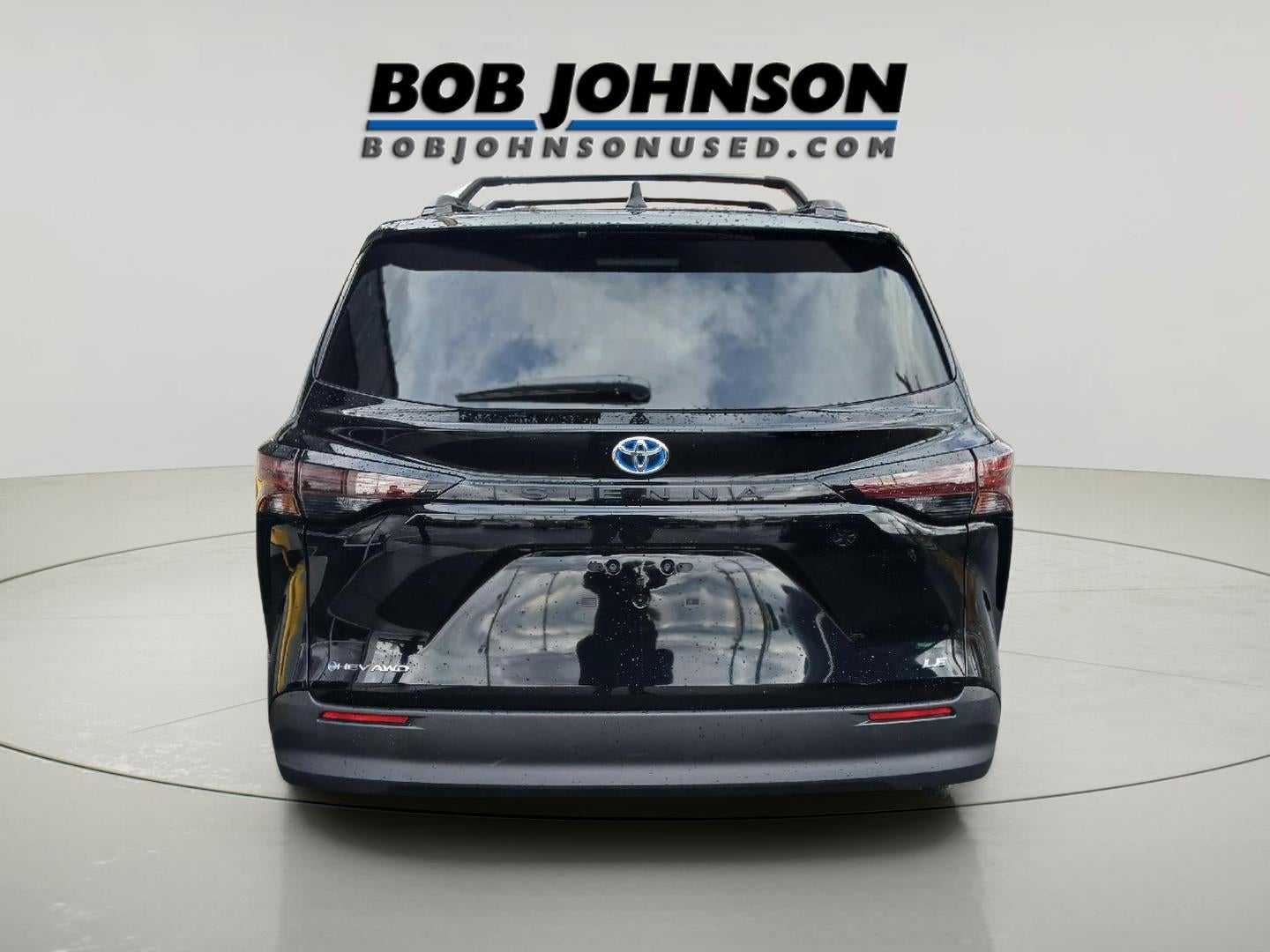 2025 Toyota Sienna LE 8-Passenger