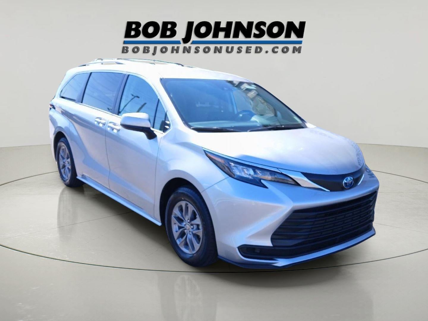 2024 Toyota Sienna LE 8-Passenger