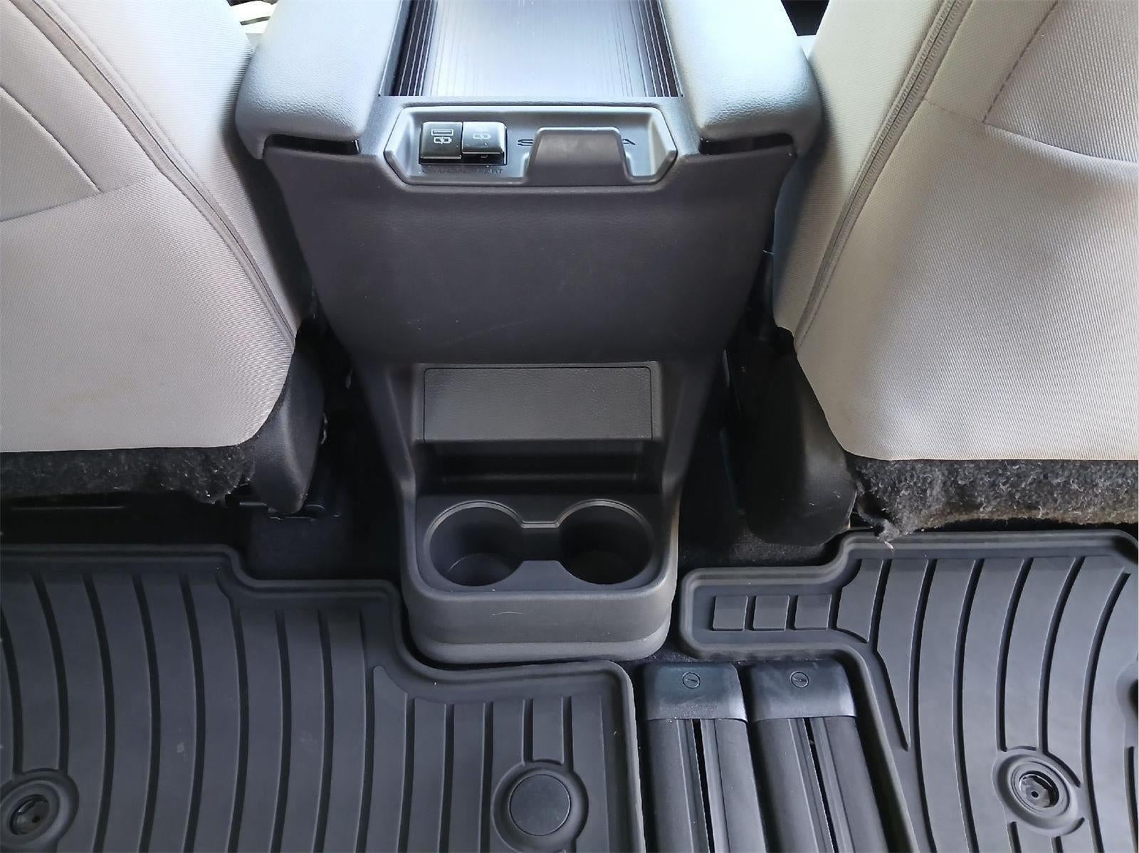 2024 Toyota Sienna LE 8-Passenger