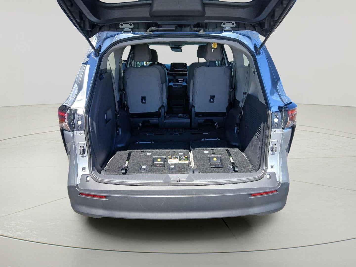 2024 Toyota Sienna LE 8-Passenger