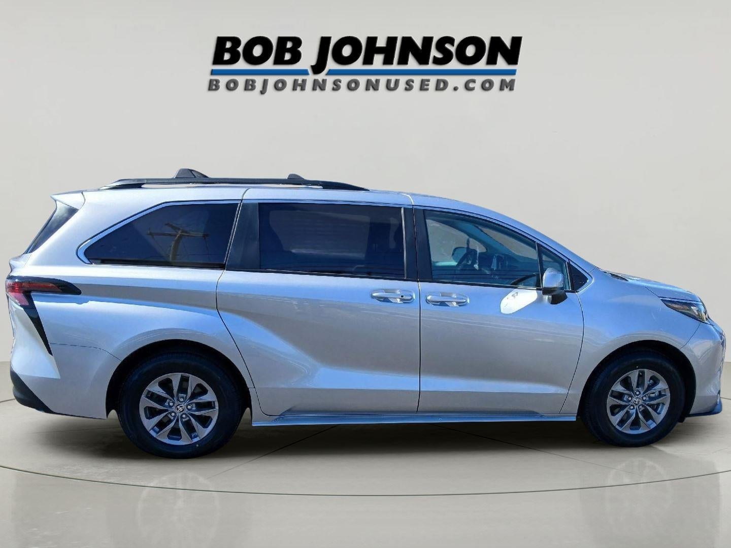 2024 Toyota Sienna LE 8-Passenger