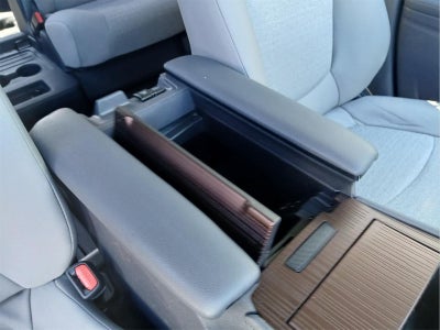 2024 Toyota Sienna LE 8-Passenger