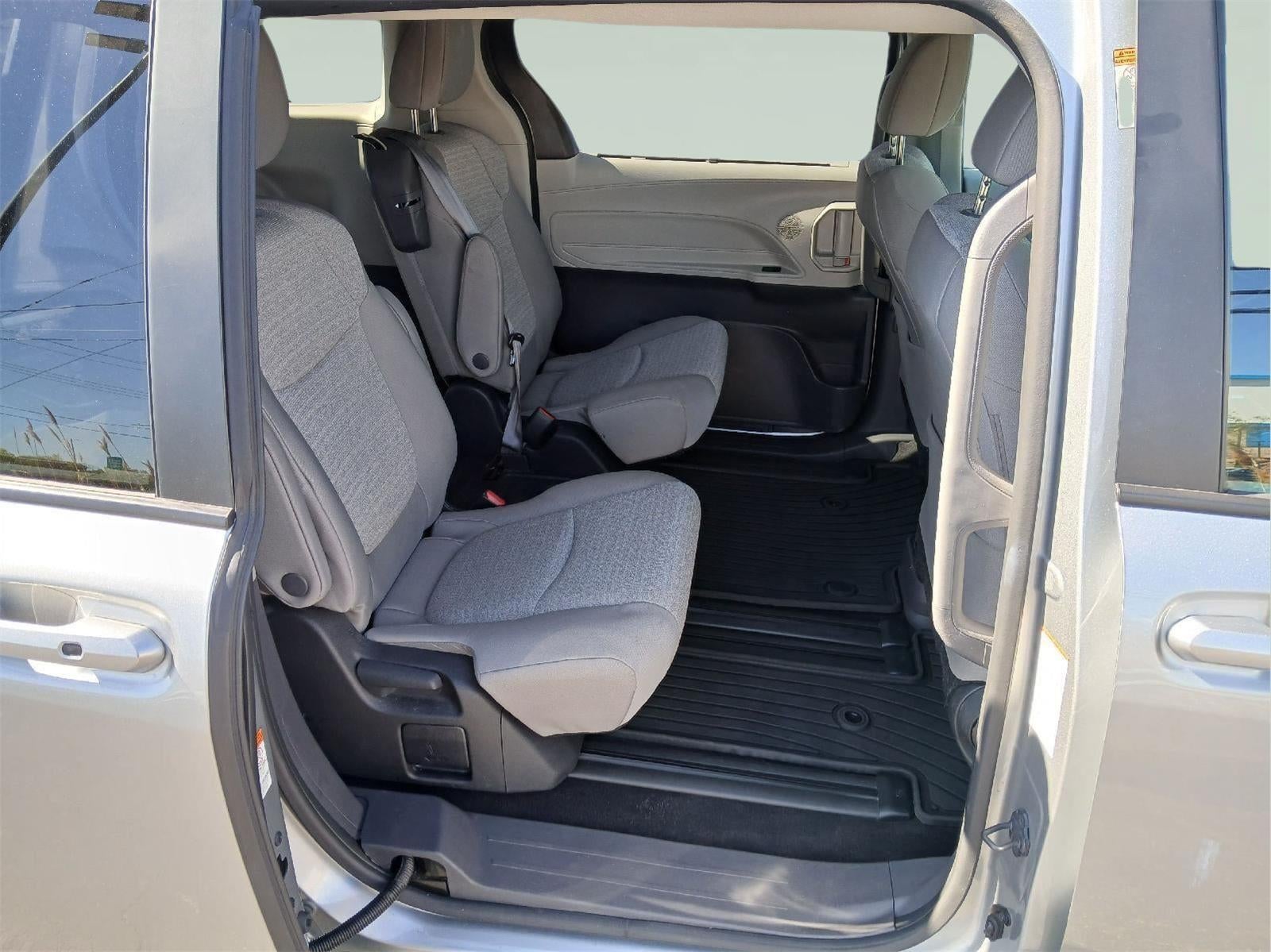 2024 Toyota Sienna LE 8-Passenger