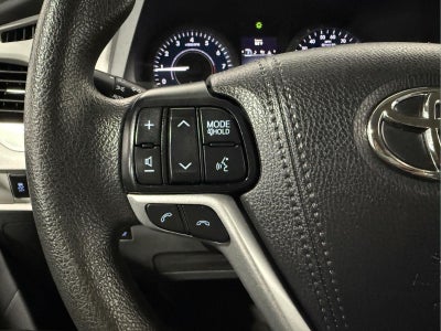 2020 Toyota Sienna LE Mobility 7-Passenger