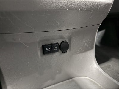 2020 Toyota Sienna LE Mobility 7-Passenger