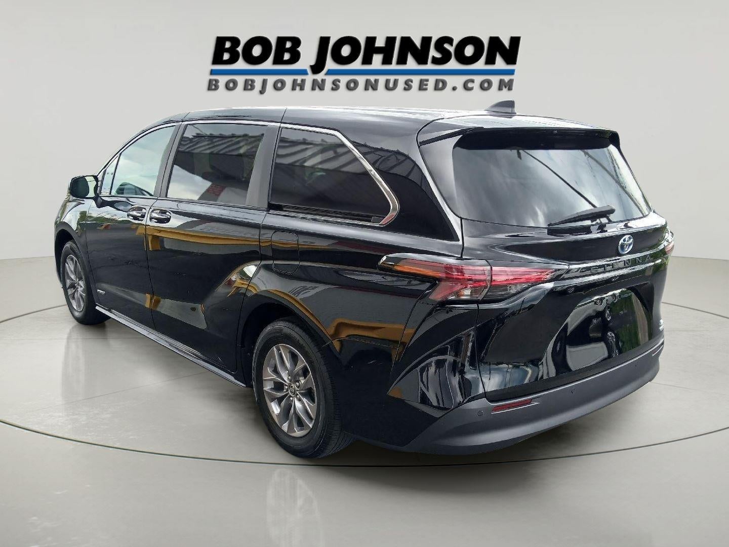 2021 Toyota Sienna XLE 7-Passenger