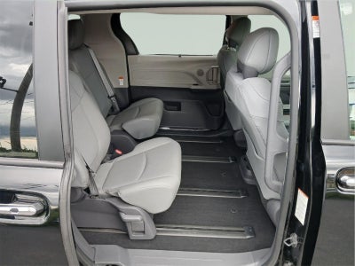 2021 Toyota Sienna XLE 7-Passenger