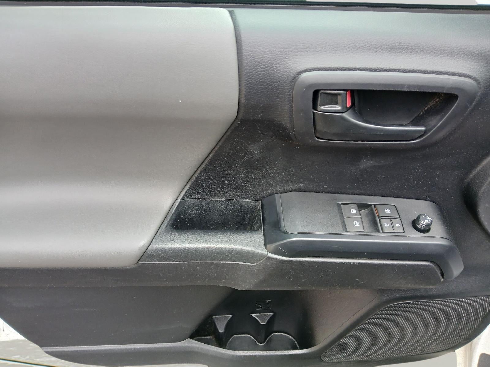 2020 Toyota Tacoma SR