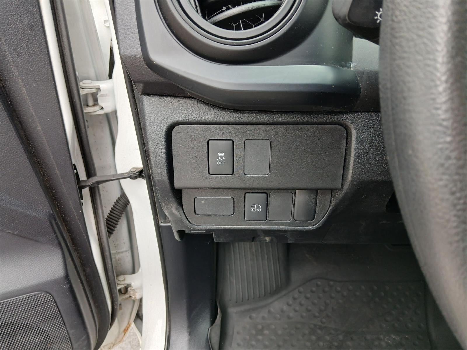 2020 Toyota Tacoma SR