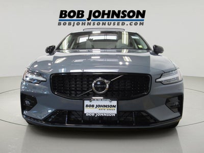 2023 Volvo S60 B5 PLUS DARK THEME S60 B5 Plus Dark Theme