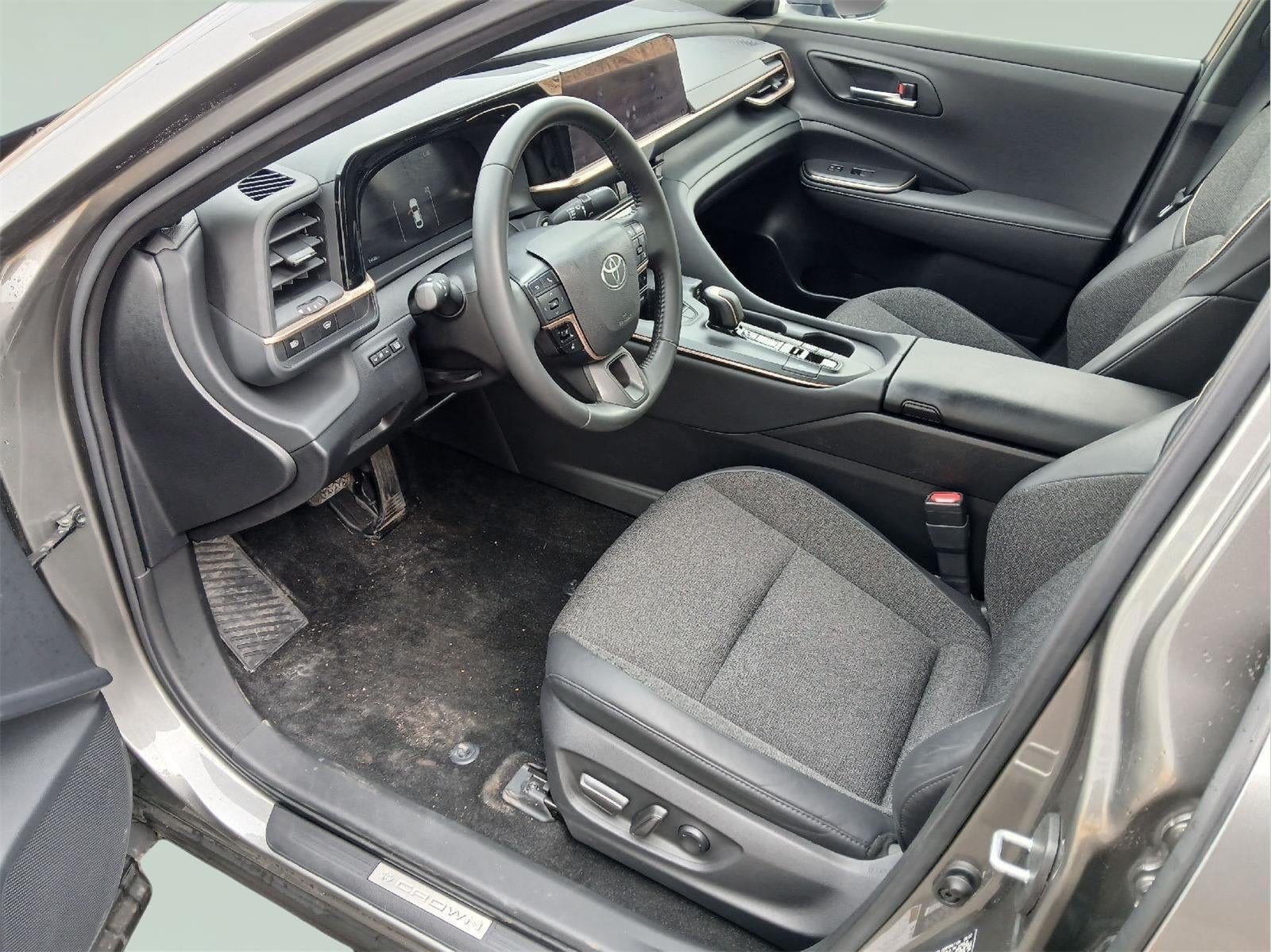 2023 Toyota Crown XLE