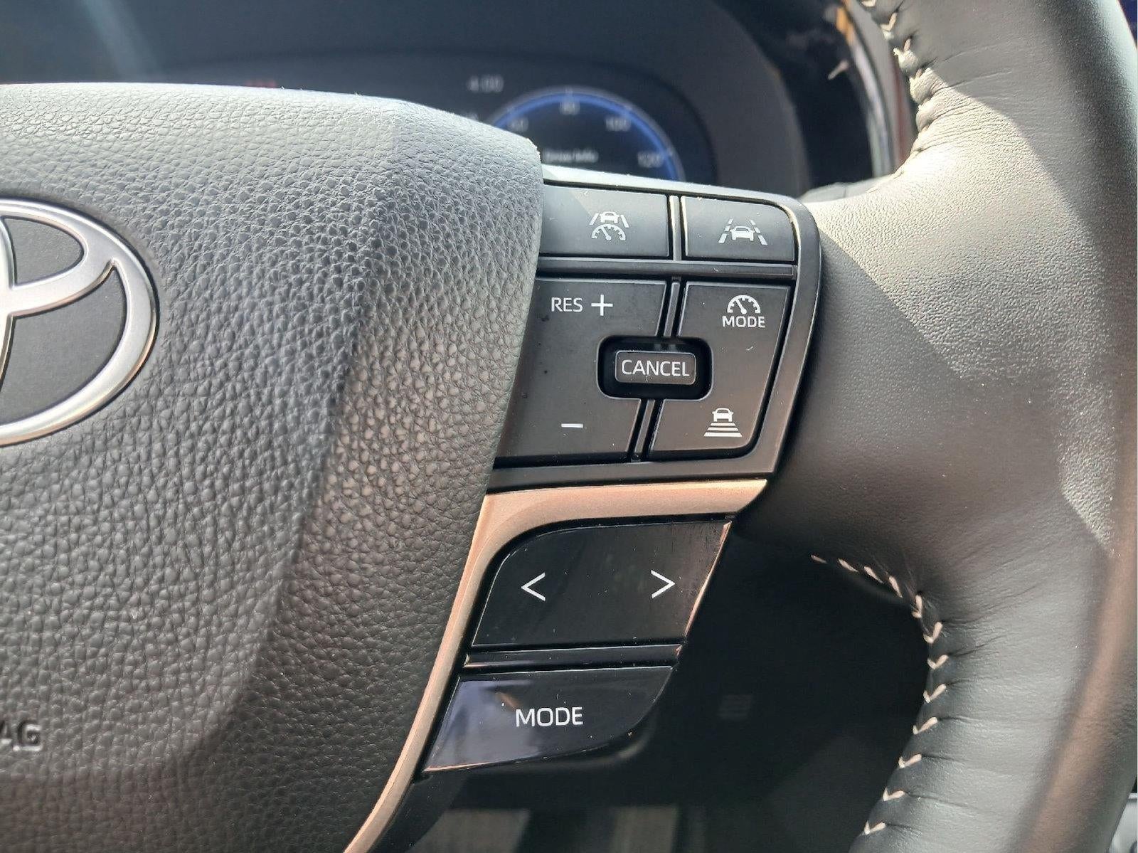 2025 Toyota Crown XLE