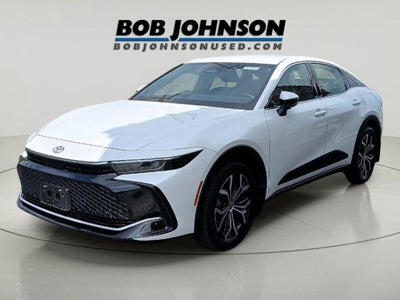 2025 Toyota Crown XLE