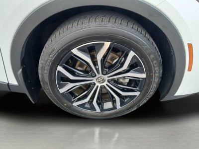 2025 Toyota Crown XLE
