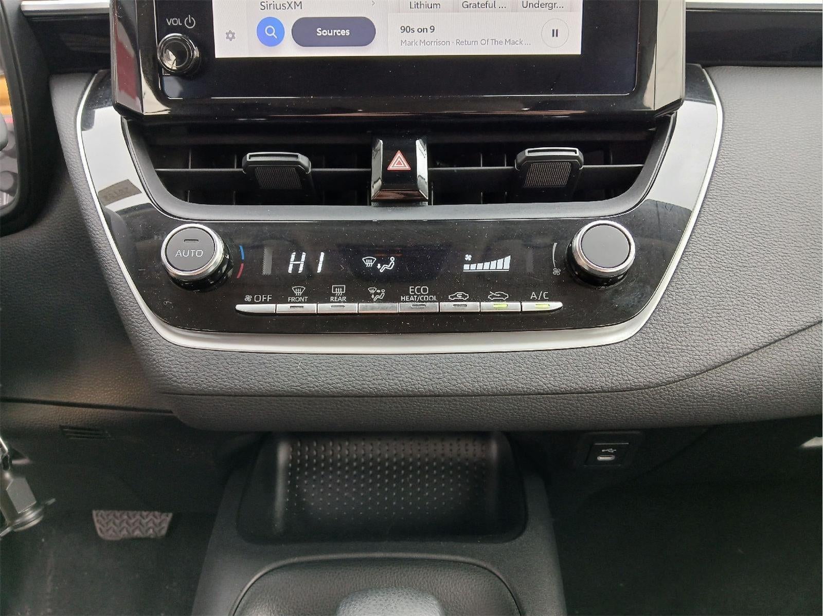 2024 Toyota Corolla Hybrid LE