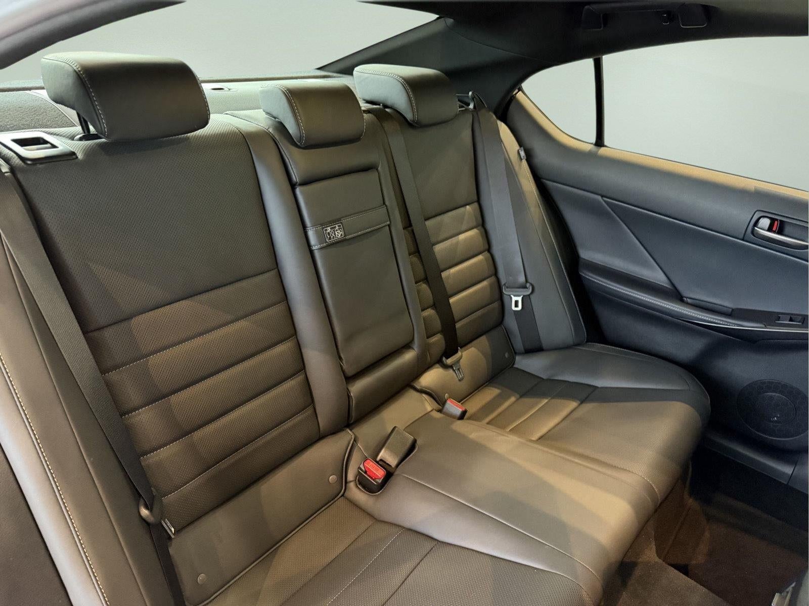 2025 Lexus IS IS 350 F SPORT