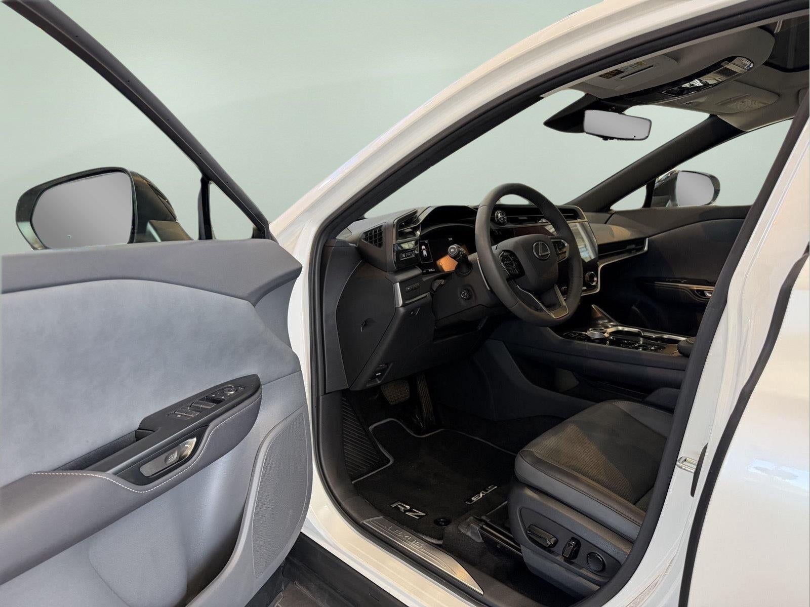 2023 Lexus Rz RZ 450e Luxury
