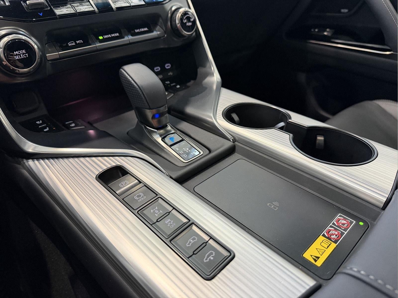 2025 Lexus Lx LX 700h F SPORT