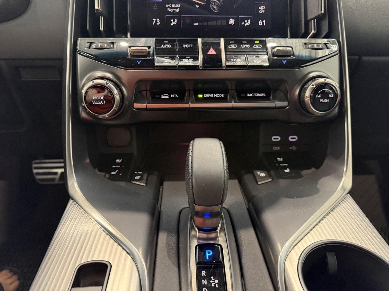 2025 Lexus Lx LX 700h F SPORT