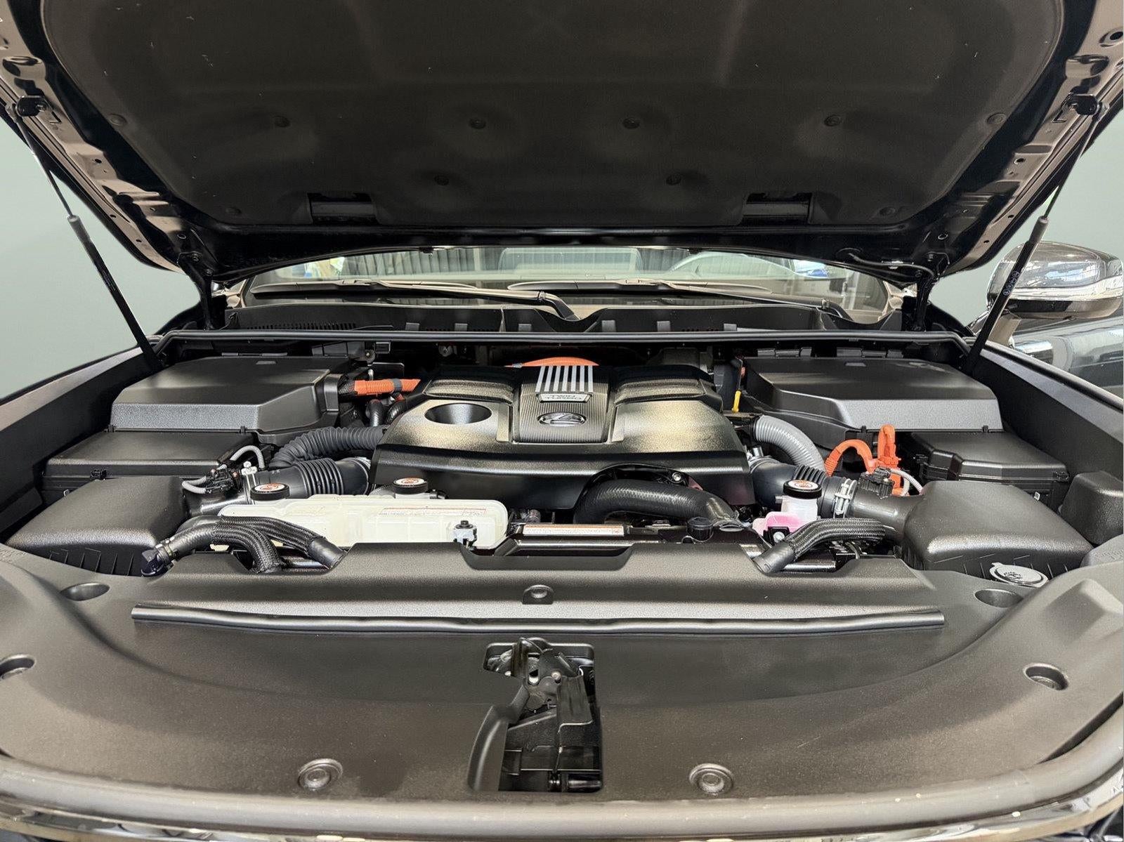 2025 Lexus Lx LX 700h F SPORT