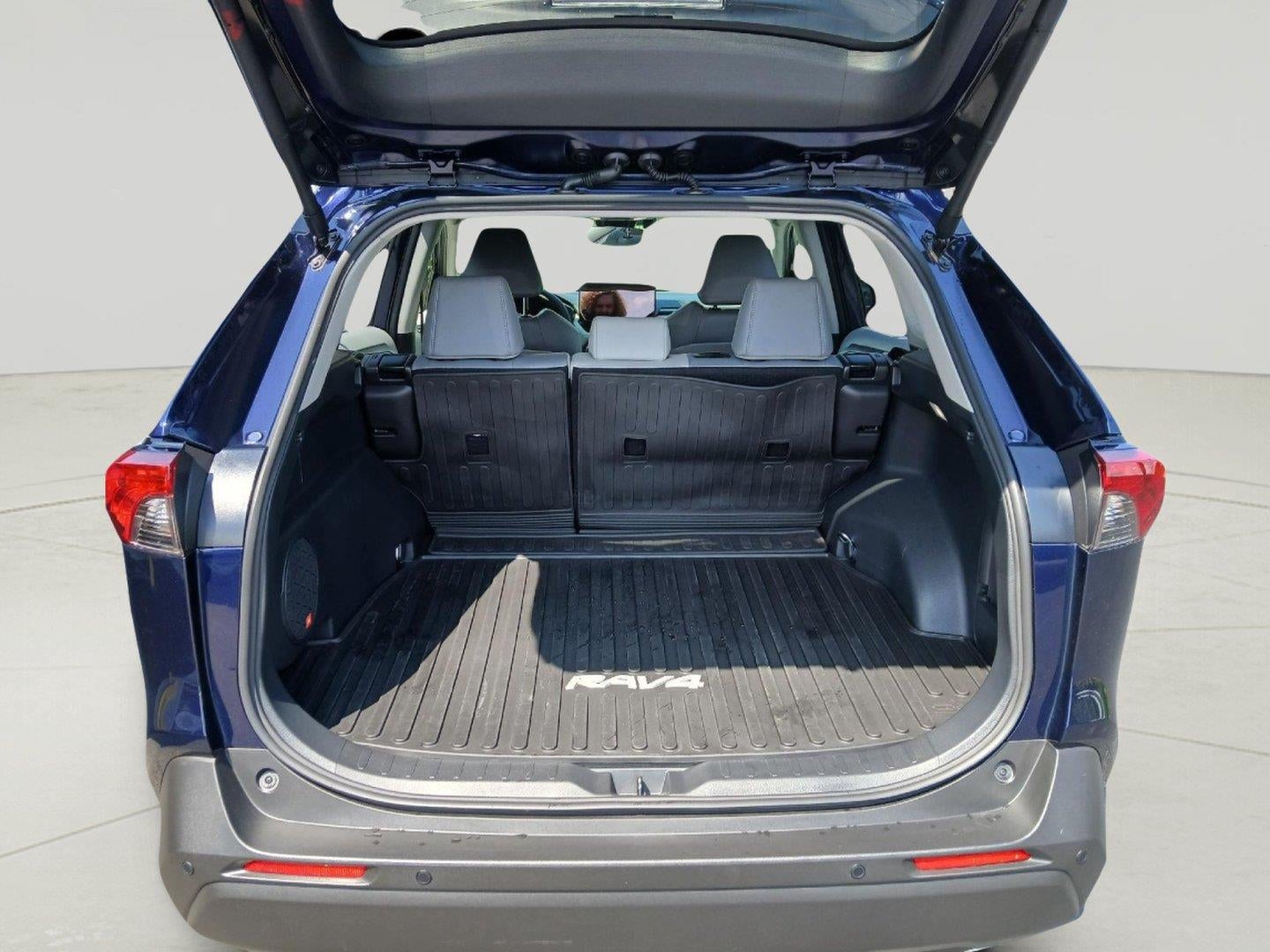 2025 Toyota Rav4 Hybrid XLE Premium