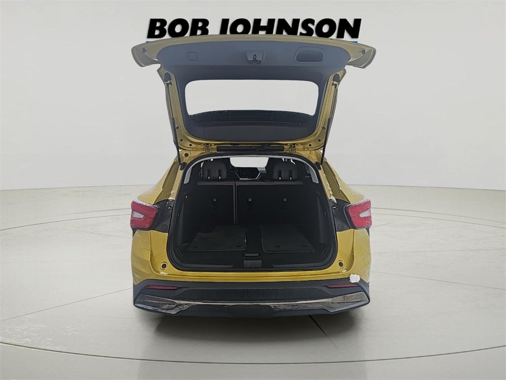 2024 Chevrolet Trax ACTIV Fully Loaded w/Sunroof!! Fresh Trade! CarBravo Cer