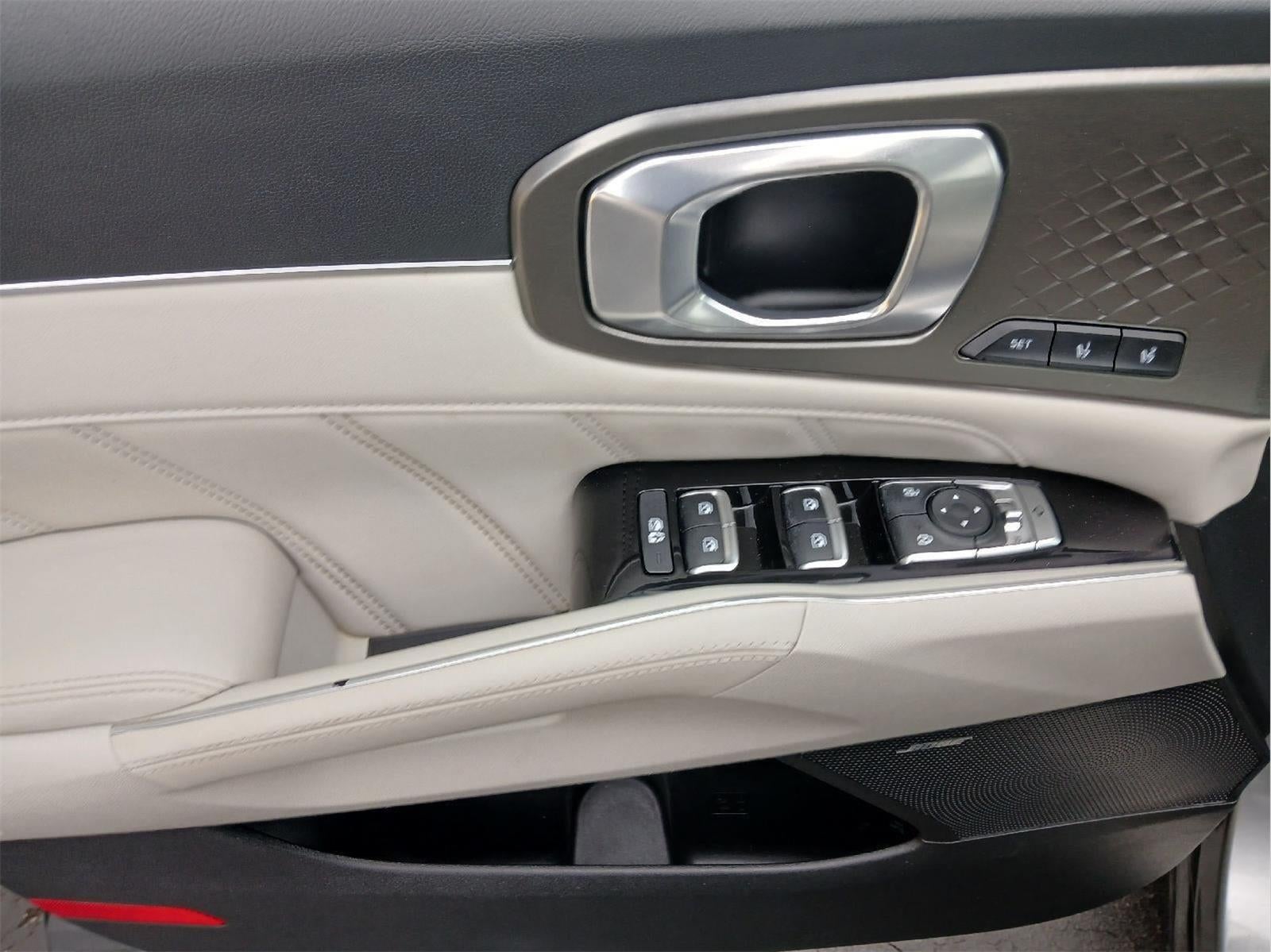 2022 Kia Sorento Plug-In Hybrid SX Prestige