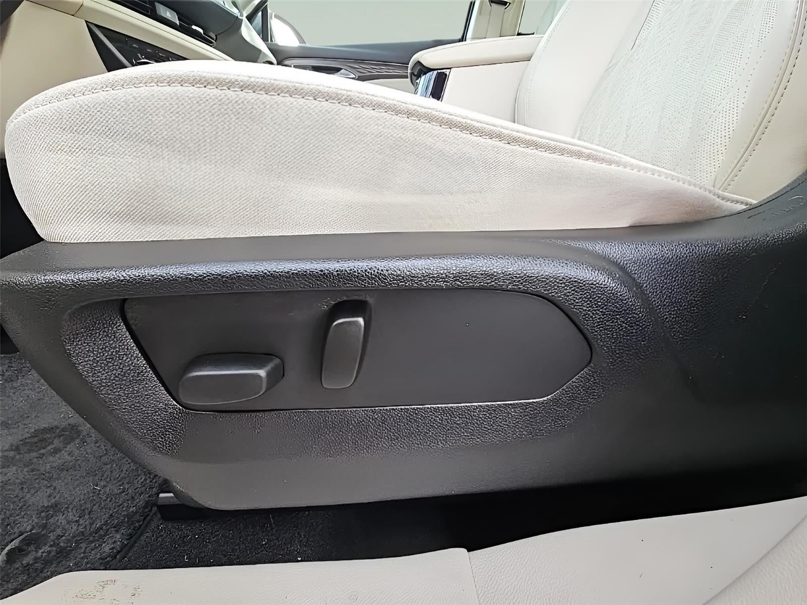 2023 Buick Envision Avenir Fully Loaded, Sunroof (CarBravo Certified!!)