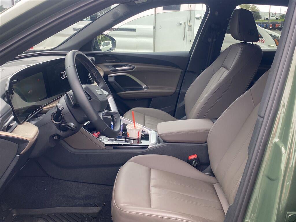 2025 Audi Q5 Premium Plus