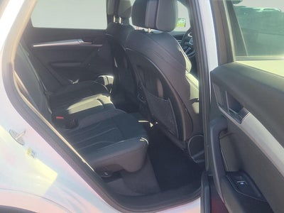 2025 Audi Q5 S line Premium
