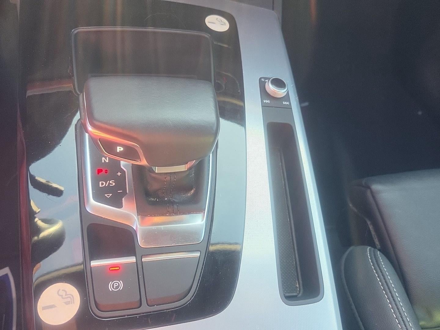 2025 Audi Q5 S line Premium