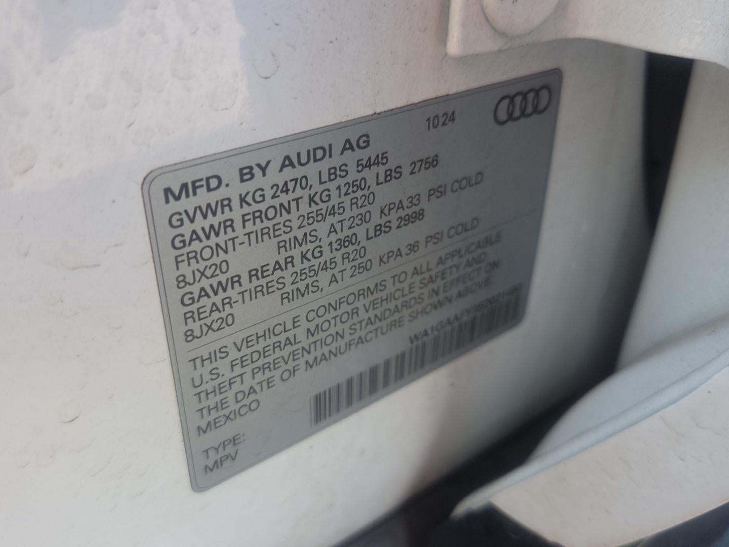 2025 Audi Q5 S line Premium