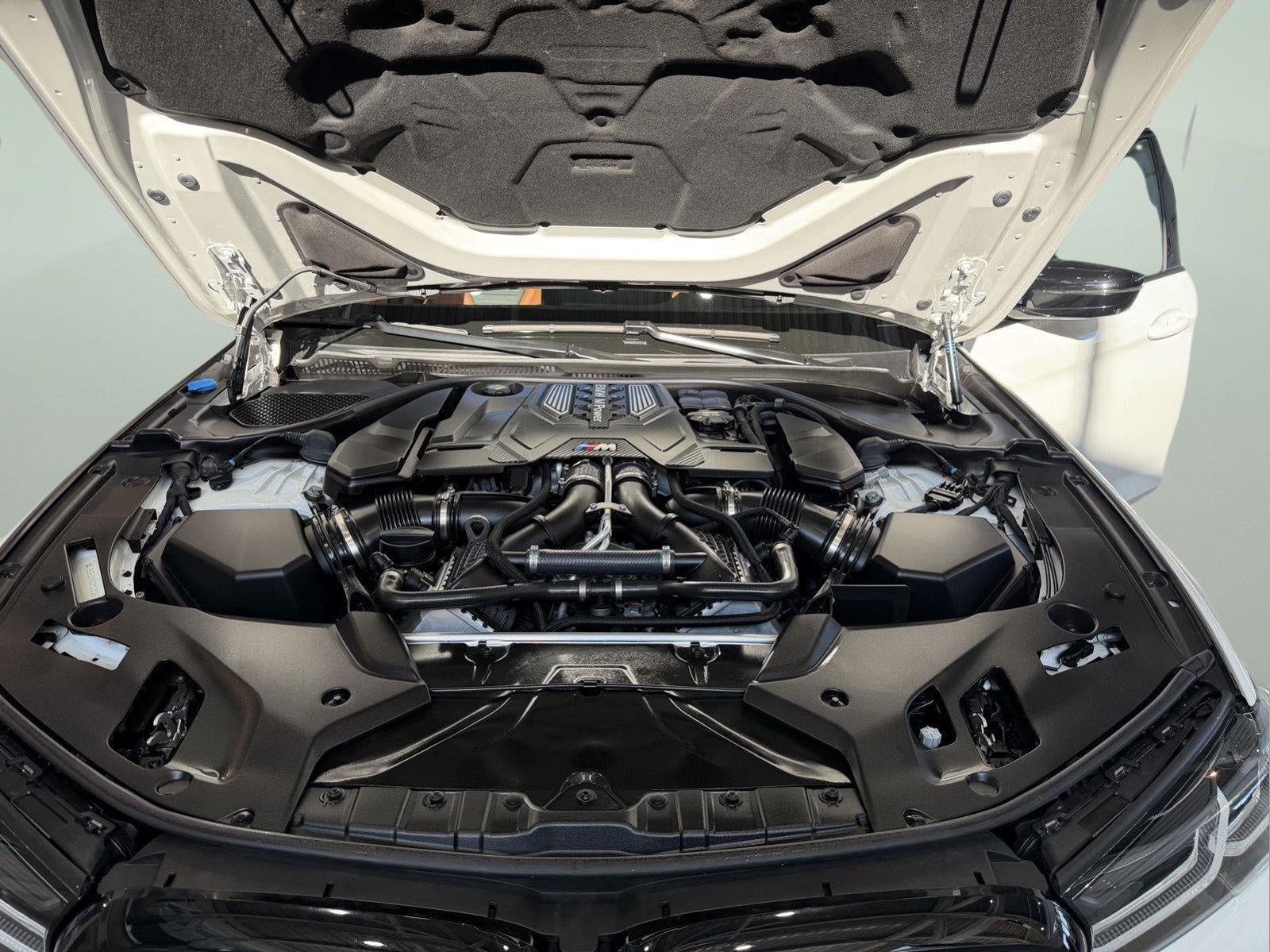 2023 BMW M5 Sedan