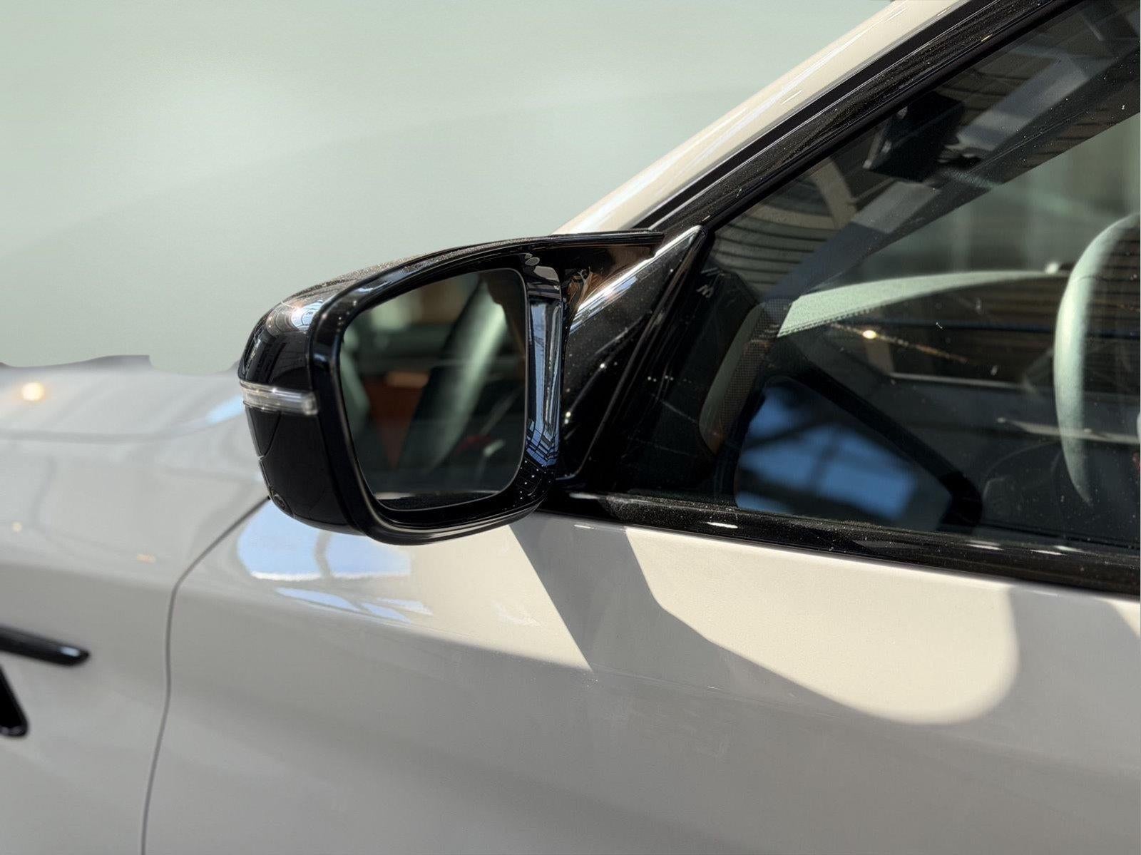 2023 BMW M5 Sedan