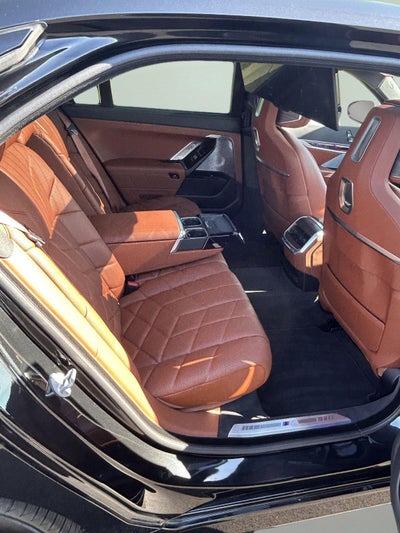 2025 BMW i7 xDrive60
