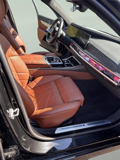 2025 BMW i7 xDrive60