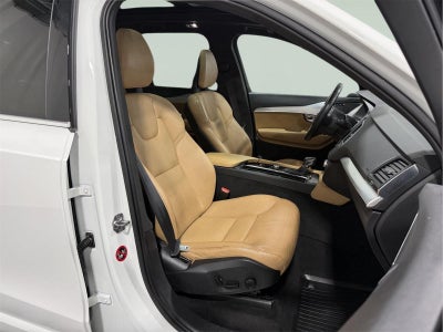 2018 Volvo XC90 Momentum