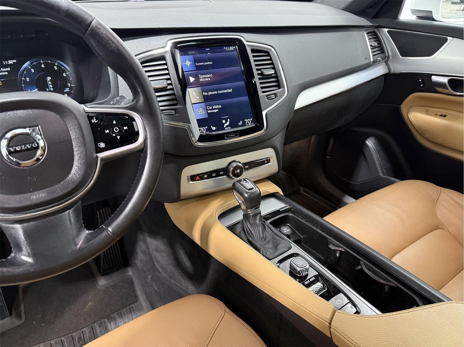 2018 Volvo XC90 Momentum