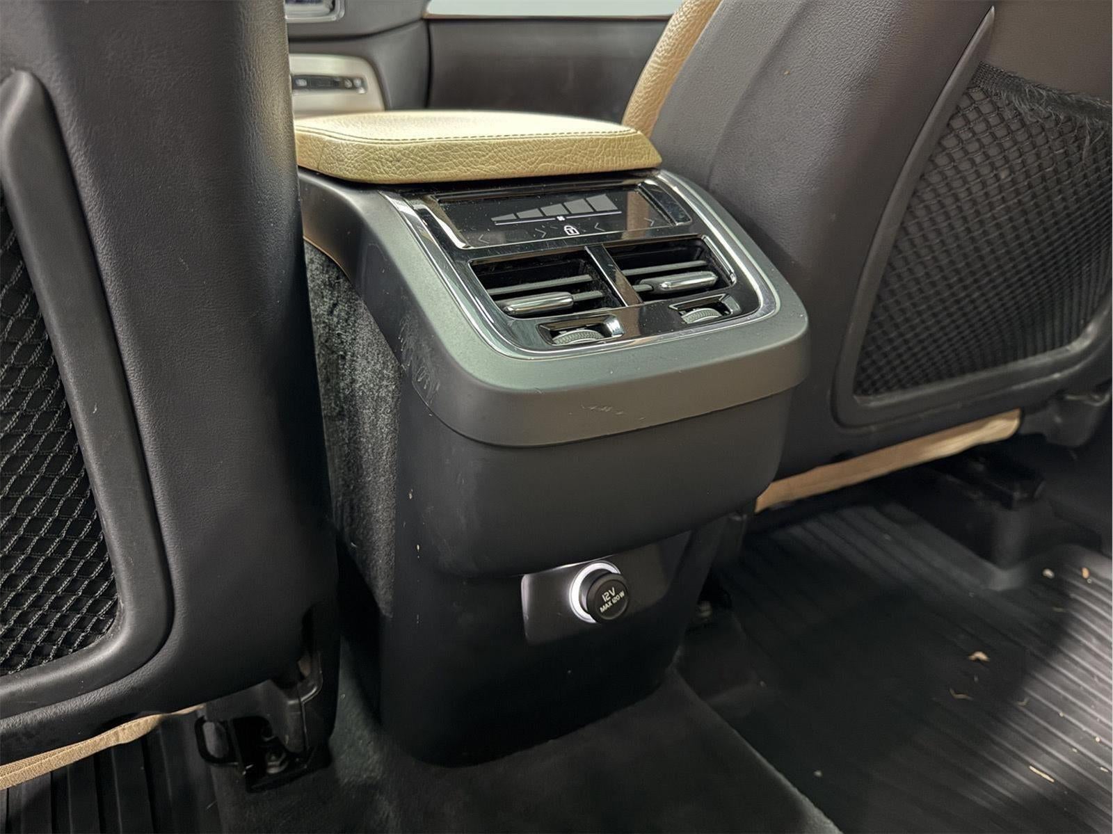 2018 Volvo XC90 Momentum