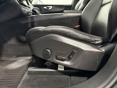 2021 Volvo XC60 Momentum