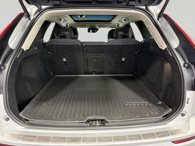 2021 Volvo XC60 Momentum