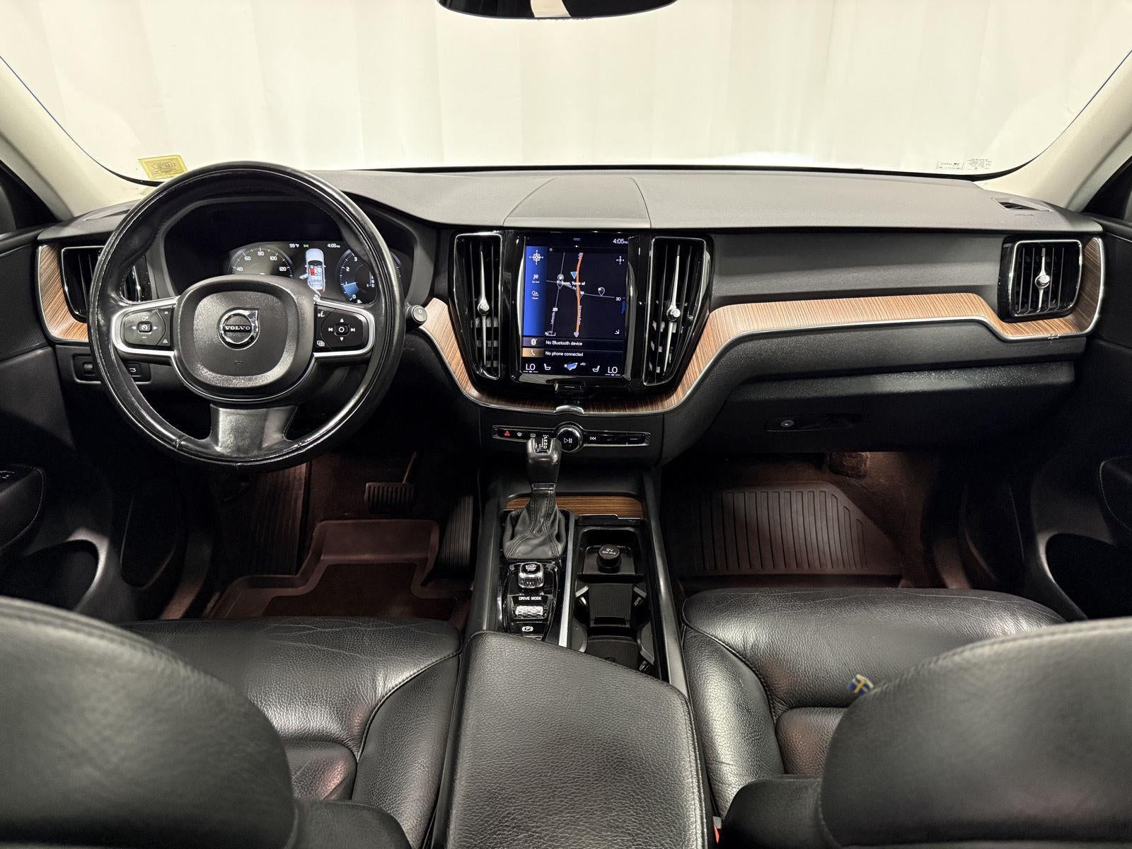 2021 Volvo XC60 Momentum