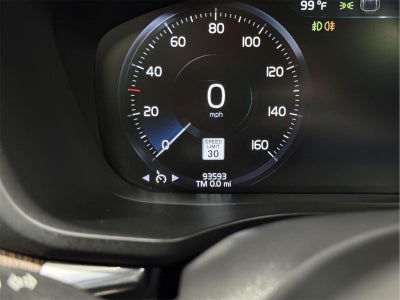 2021 Volvo XC60 Momentum