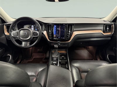 2021 Volvo XC60 Momentum