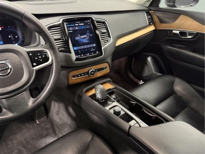 2023 Volvo XC90 Plus