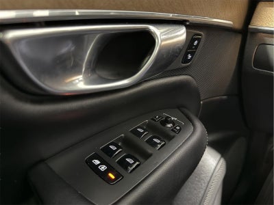 2023 Volvo XC90 Plus
